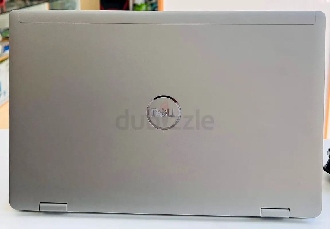 Dell laptop 742063255527828995112