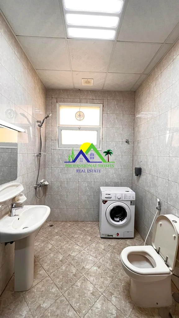استوديو جديد بالقرب من إكسترا مول63153231220738114