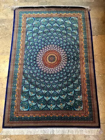 119 x 182 cm | new Beautiful Qom Design Fine Premium Machine Knot Persian Silk Carpet