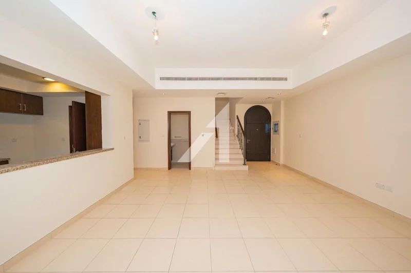 صف مفرد | شاغر | نوع 3M | 3 غرف نوم بالإضافة إلى غرفة خادمة62937618949251112