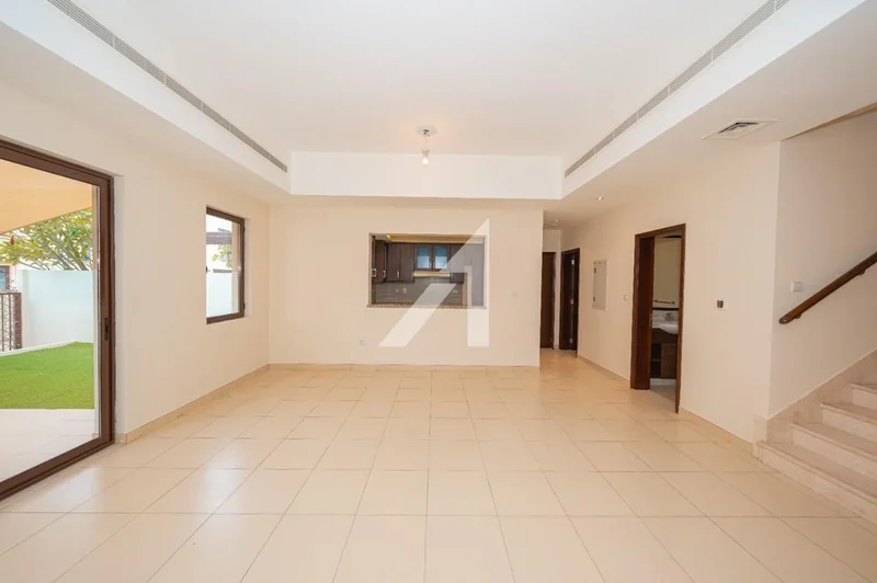صف مفرد | شاغر | نوع 3M | 3 غرف نوم بالإضافة إلى غرفة خادمة62937618949251111