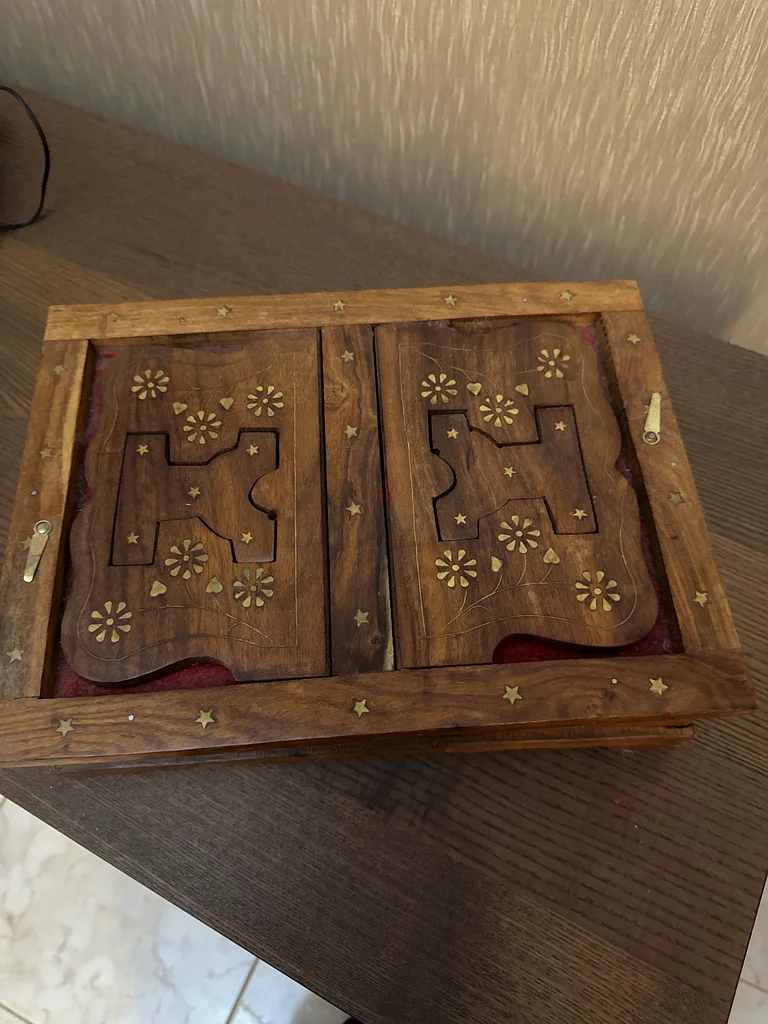 Antique Handcrafted Wooden Box63222839243267110