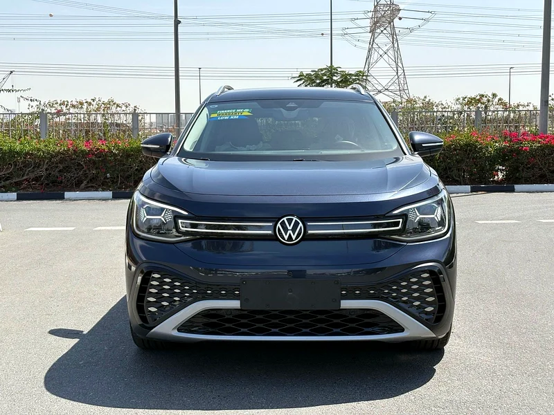 ID6 - 2022 - 1300 km ONLY - 7 Seater - BRAND NEW  - CHINA SPEC63152289889283111