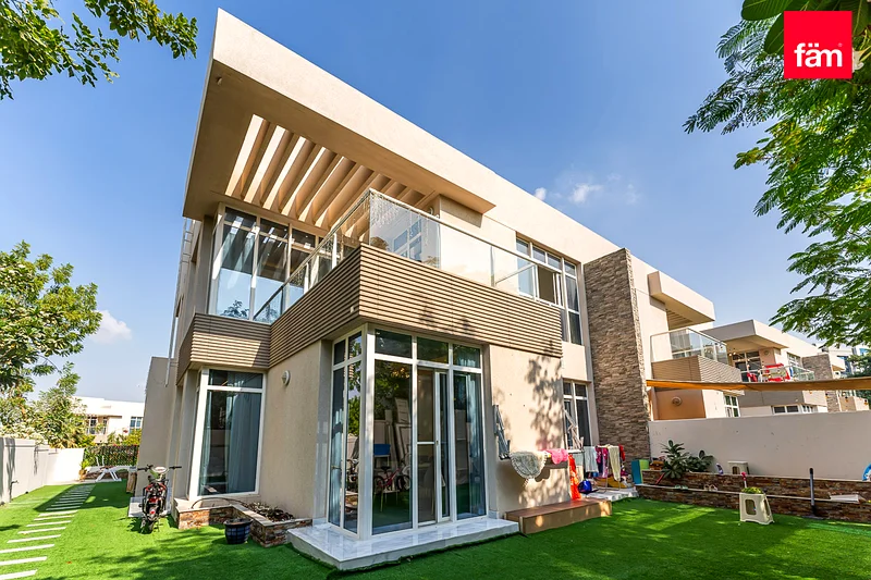 Vastu | Fully renovated | Gated Community63978244495619111