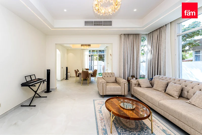Vastu | Fully renovated | Gated Community63978244495619112