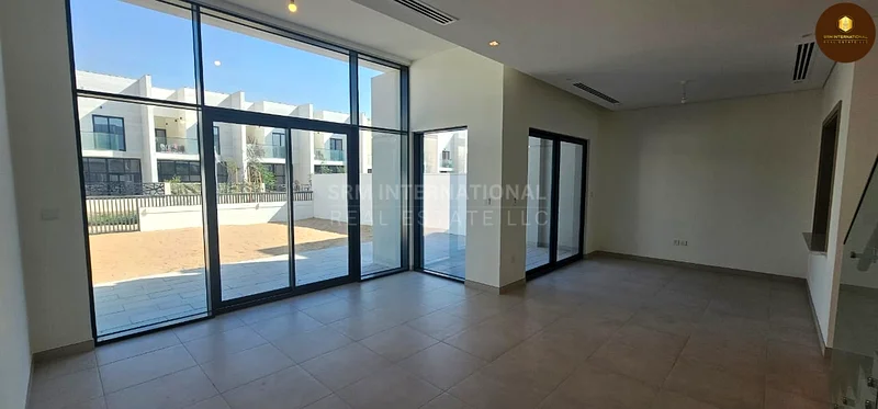 جديد بالكامل I صف واحد I النوع باء I شاغر63763385415043113