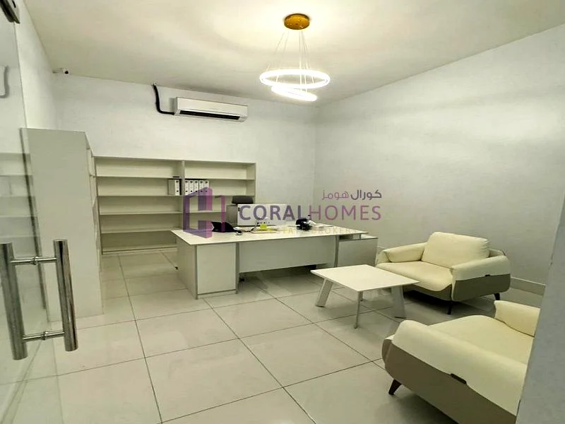 Exceptional Warehouse with Fitted Office | 100 KW63195071755906114