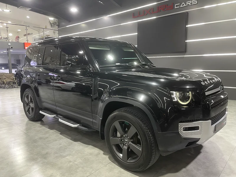 Landrover Defender Hse P400 Gcc Spec Model 2023 Under warranty with service History63139213232641114