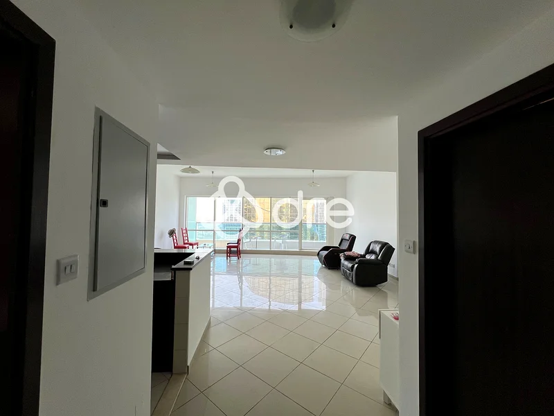 Spacious 2BR Duplex | Vacant | Well Maintained63988095631874112