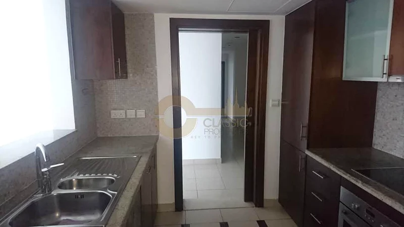 عرض ساخن | غرفتا نوم | مؤجرة | إطلالة جزئية على البحر64039487062530113