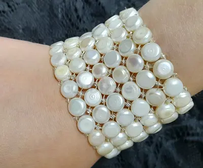 Elegant Handmade Pearl Bracelet - Perfect for Any Occasion!