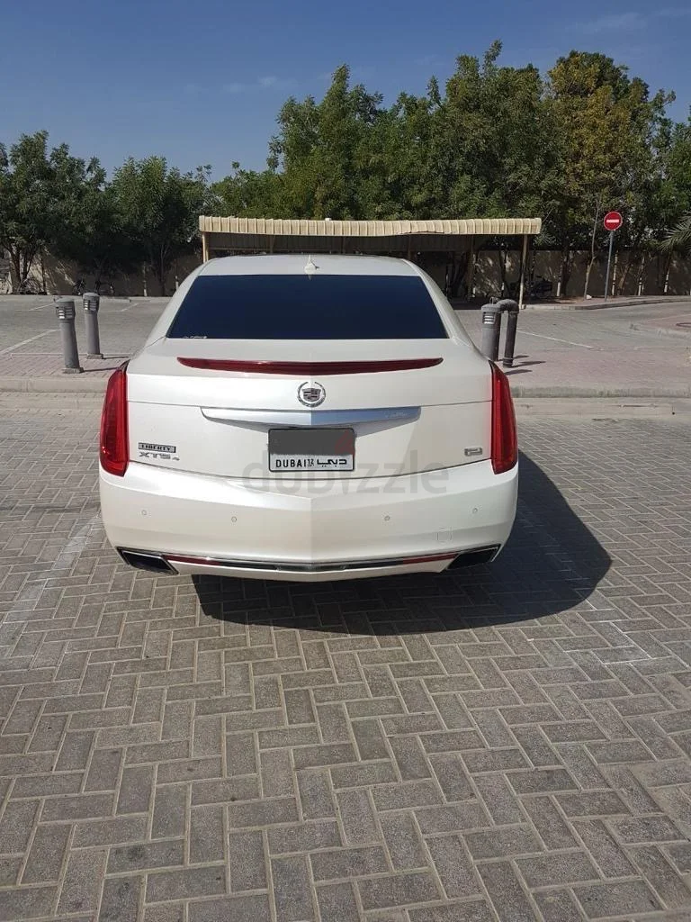 للبيع Cadillac XTS 2013 - مواصفات GCC62929647752449111