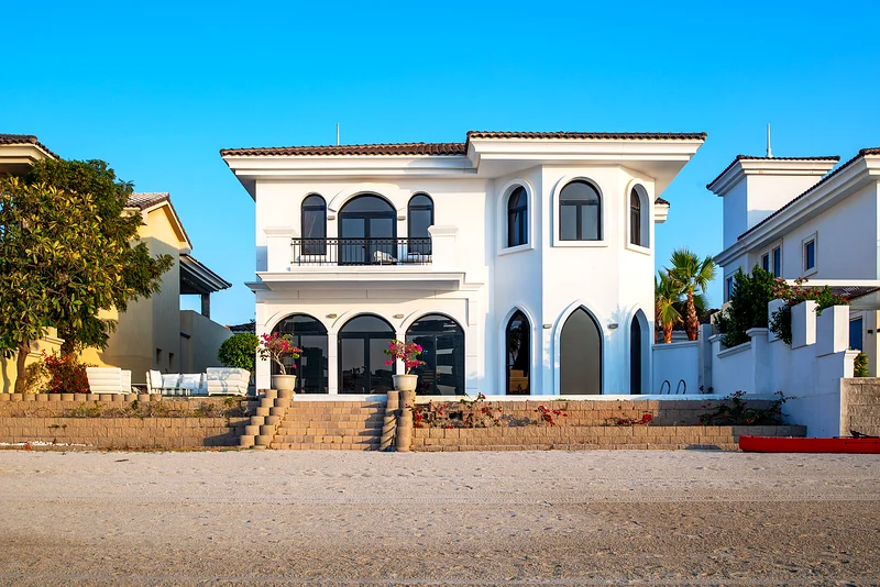Luxury 4-Bedroom Villa in Palm Jumeirah – Private Beach, Pool63817255592705113