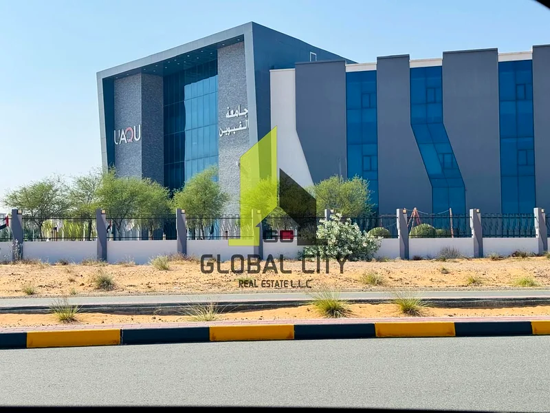 قطع أراضٍ للتاون هاوس والفيلا للبيع في أم القيوين على أقساط لمدة 3 سنوات من المطور بدون رسوم خفية63195610937729111