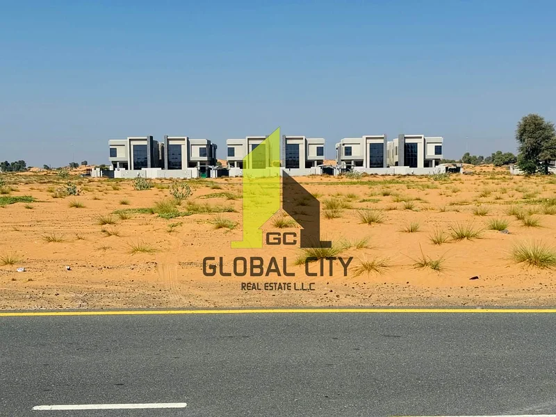 قطع أراضٍ للتاون هاوس والفيلا للبيع في أم القيوين على أقساط لمدة 3 سنوات من المطور بدون رسوم خفية63195610937729113