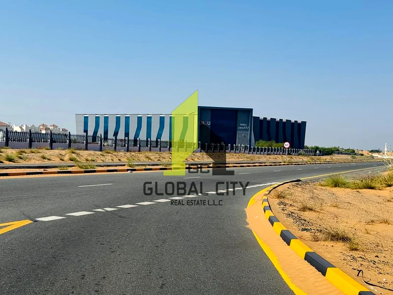 قطع أراضٍ للتاون هاوس والفيلا للبيع في أم القيوين على أقساط لمدة 3 سنوات من المطور بدون رسوم خفية63195610937729112