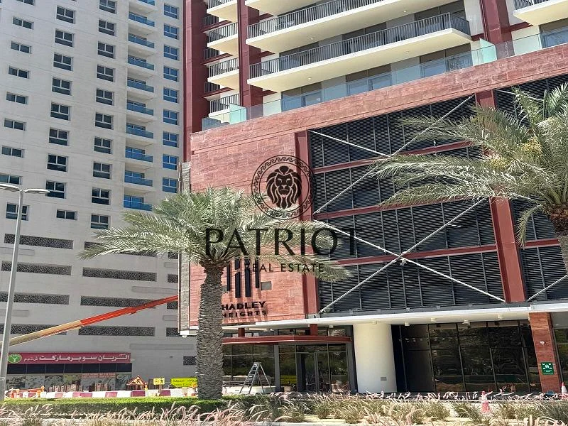 Road Facing || Almost Ready || Luxury Building63195608696322114