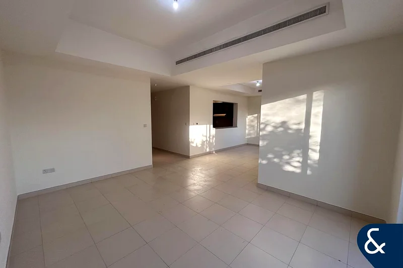 حديقة خاصة | النوع 2 ميجا | جاهز في الأول من يوليو62937618832643111