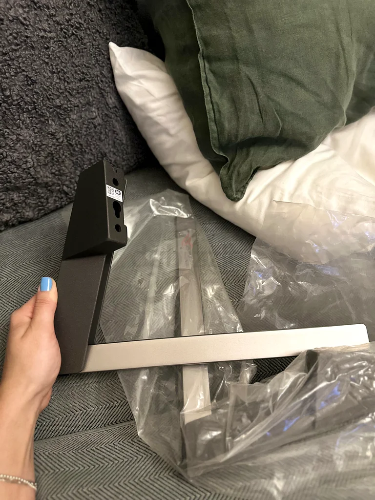 SONY XBR75X950G 474354101, 474354201 TV STAND (base)63197644854530114