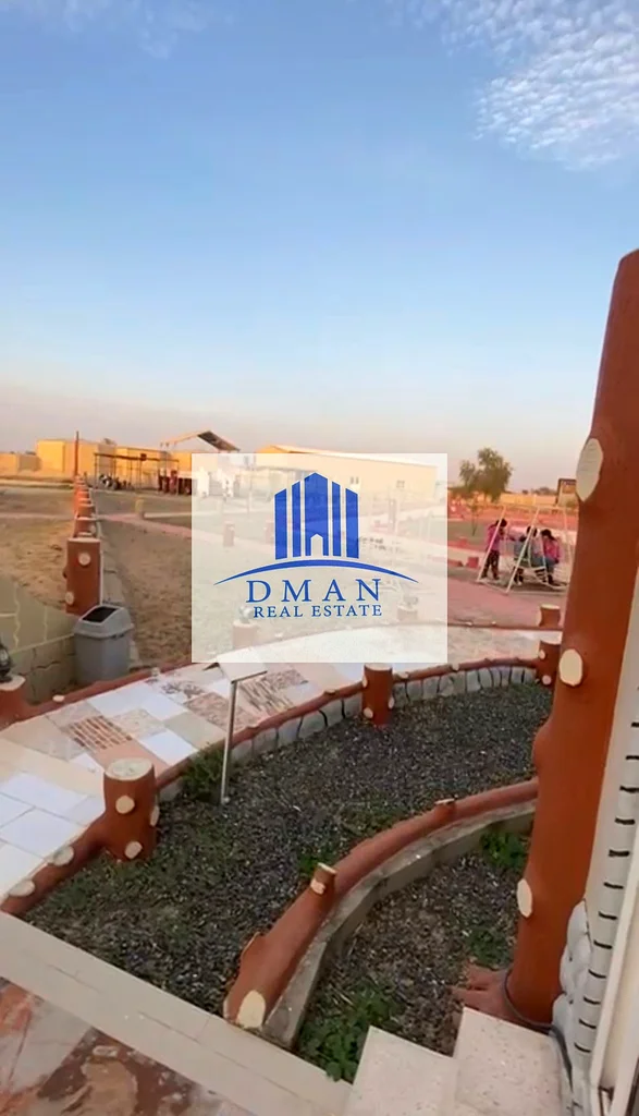 للبيع مزرعة وبيت ريفي جميل في المدام63183237857921113