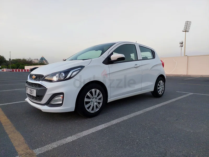 Chevrolet spark 2019 1.5 gcc specs 99000 km! Only63173846278659113