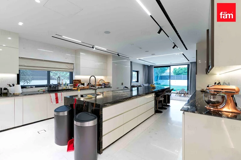 Vastu | Ultra-Luxury Smart Villa | Fully Renovated63916904254595113