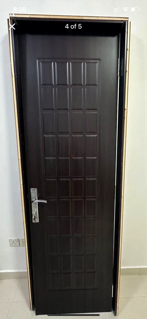 أبواب تقسيم جديدة بالكامل للبيع بحالة جيدة63189623605379110