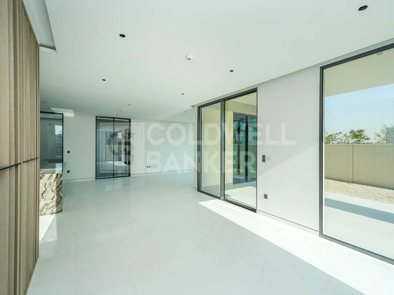 Huge Plot | Swimming Pool | Upgraded63930520144897111