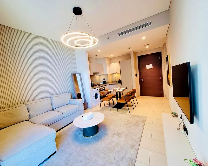 حديثة | مفروشة بالكامل | طابق أعلى63257604595843112