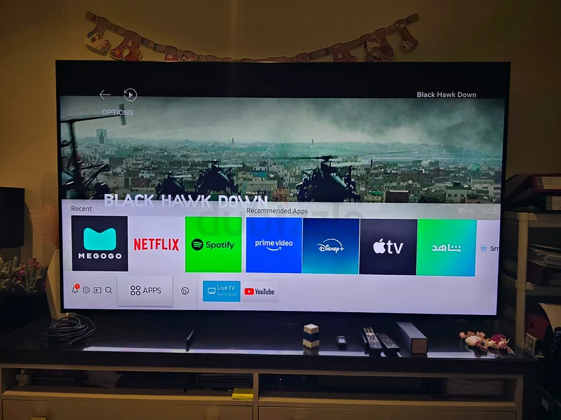 SAMSUNG QA82Q900RBK 82-inch Ultra HD 8K Smart QLED TV63167575238913111