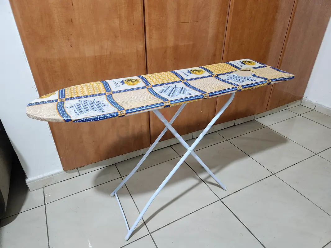 Iron stand63212891728001111
