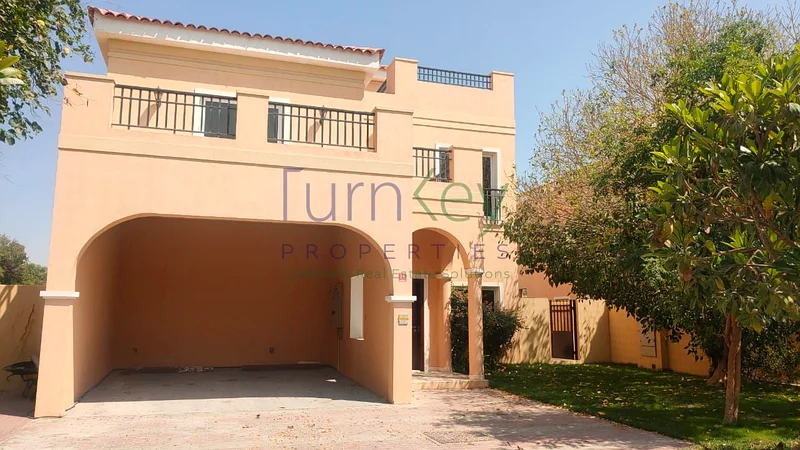 5 bed plus maid  with pool | Ready to move in | maintained63726296712834112