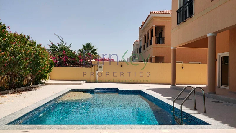 5 bed plus maid  with pool | Ready to move in | maintained63726296712834111