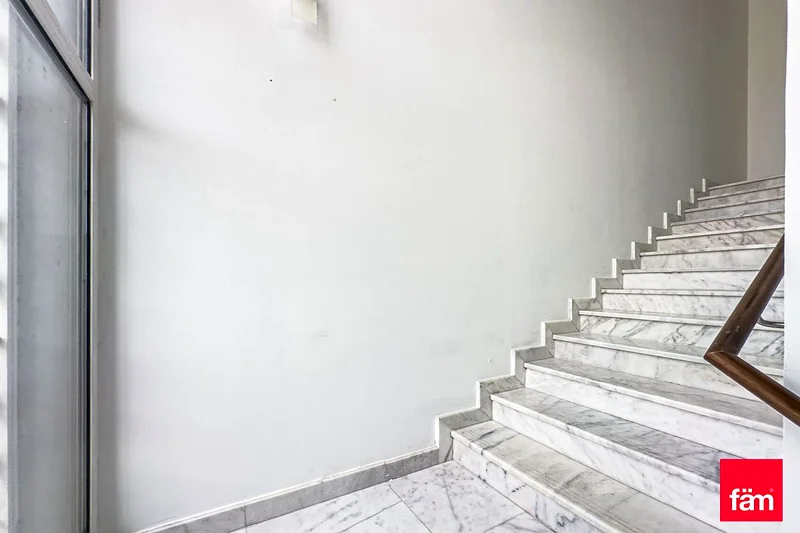 قطعة أرض كبيرة من نوع عربيلا 3 بصف واحد من النوع أ63925859643777113