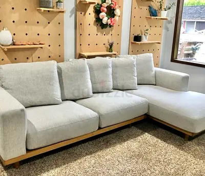 Selling perfect condition west elm Newport Lshape sofa