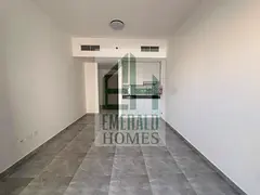 BRAND NEW BUILDING II READY TO MOVE II MULTIPLE OPTIONS
