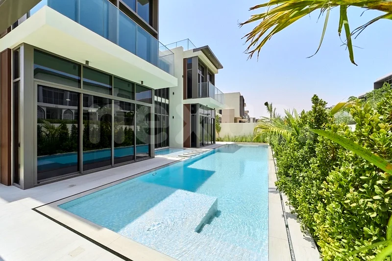 Luxury Living | Park View | Private Pool63754324491651111