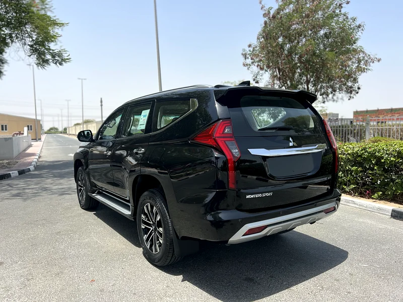 Mitsubishi Montero Sport 2023 GCC Dealer Warranty63224310804482114