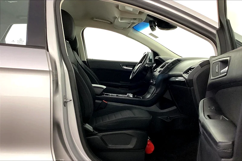 2019 Ford Edge SE  • Big Price Drop • Lowest Price Guaranteed • 41495563156041451651114