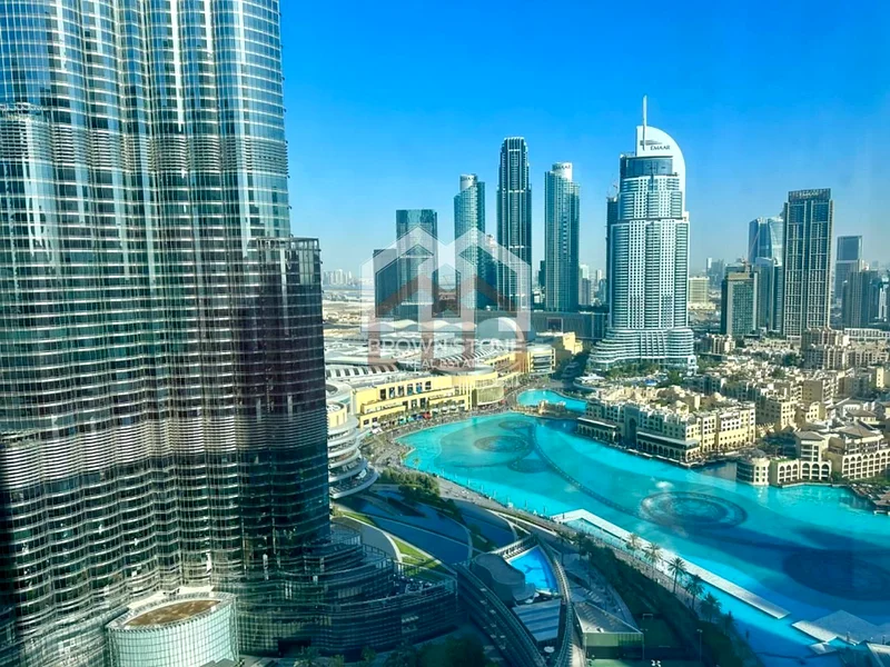 شقة واسعة مكونة من 4 غرف نوم | غير مفروشة | موقع متميز63769647531139111