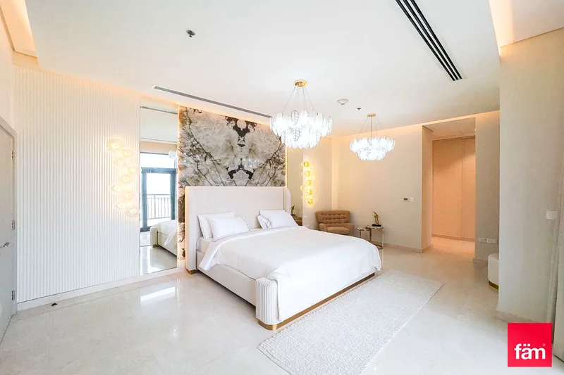 Skyline View lPrime Location lSpacious| Upgraded64027363581570111