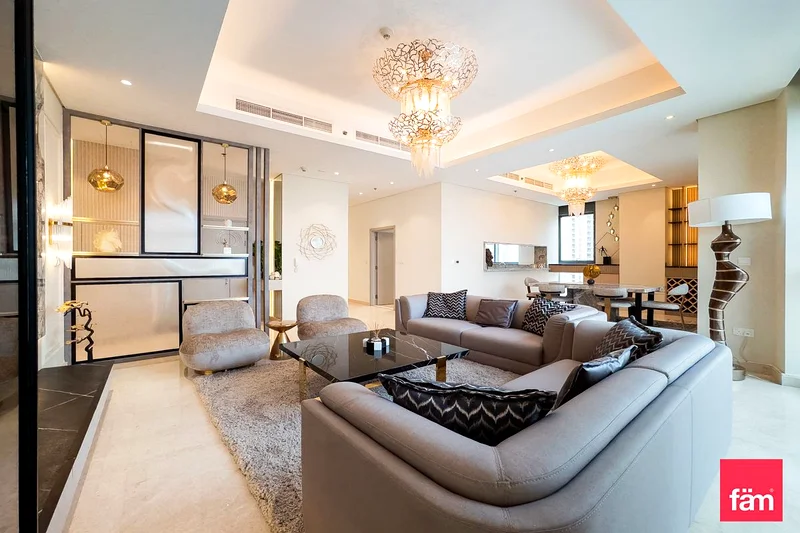 Skyline View lPrime Location lSpacious| Upgraded64027363581570113