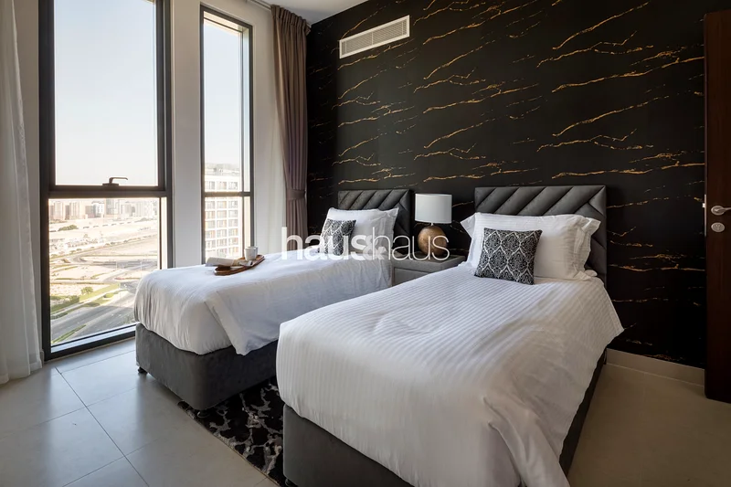 Exquisite 2 BR | Plenty of Amenities |  Cosy63829426843010113