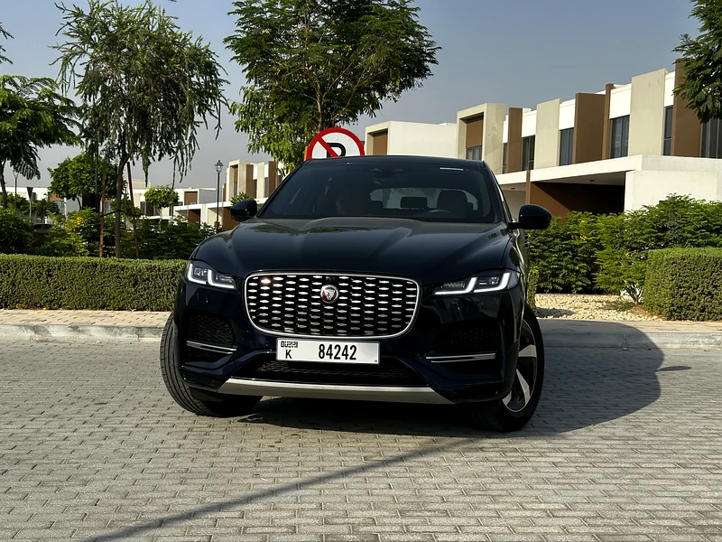 F pace AWD P250 under warranty  service package63221824227842111