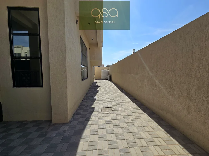 LUXURIOUS MODERN DESIGN VILLA WITH PREMIUM FINISHING || IN PRIME LOCATION ! || AL ZAHYA || AJMAN63909552215809111