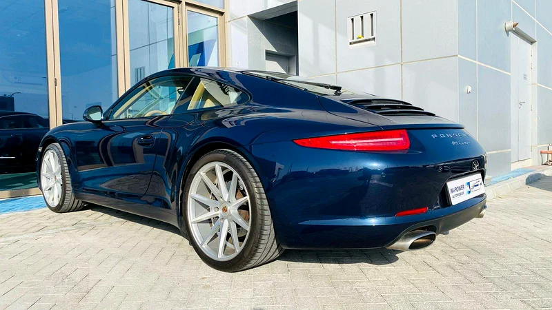 Porsche 911 Carrera under warranty with full service history for GCC63398649596418113