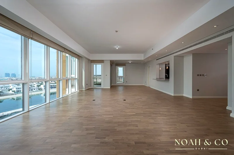 Fully Upgraded | Full Sea View | Spacious Layout63752664398721110