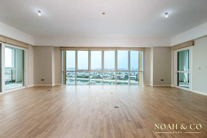 Fully Upgraded | Full Sea View | Spacious Layout63752664398721112