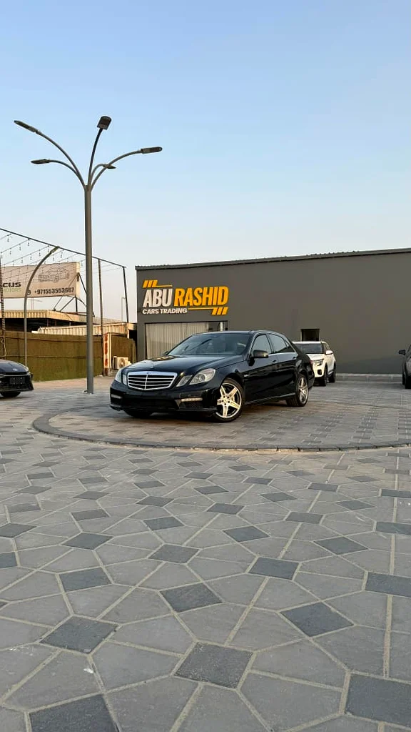 Mercedes-Benz E63 2010632301415072031125