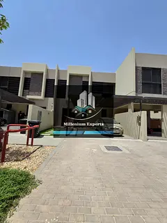 LUXURY SPACIOUS 3BEDROOMS PLUS MAID UNFURNISHED FOR RENT READY TO MOVE